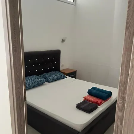 Noma Lejlighed Sarandë